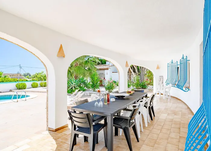 Villa Luisa By Interhome